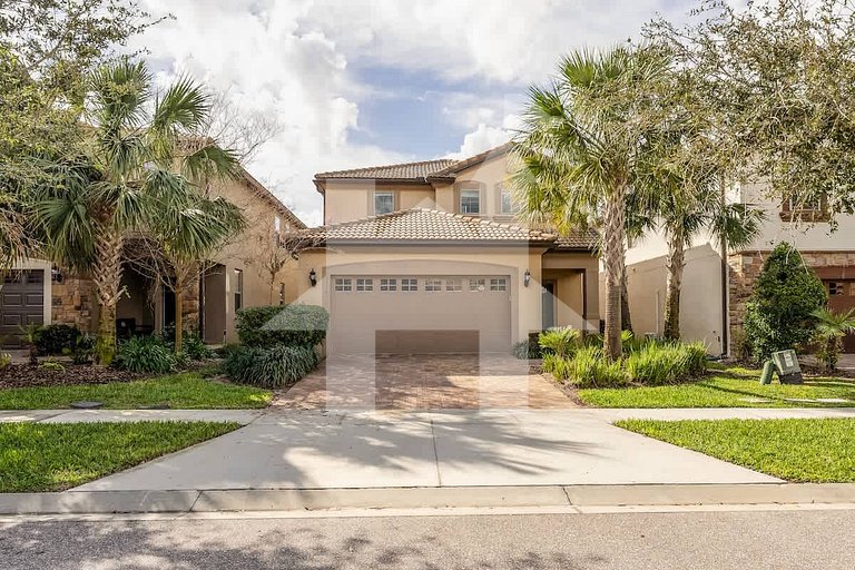 Vacation Home Near Disney, 5 bedrooms