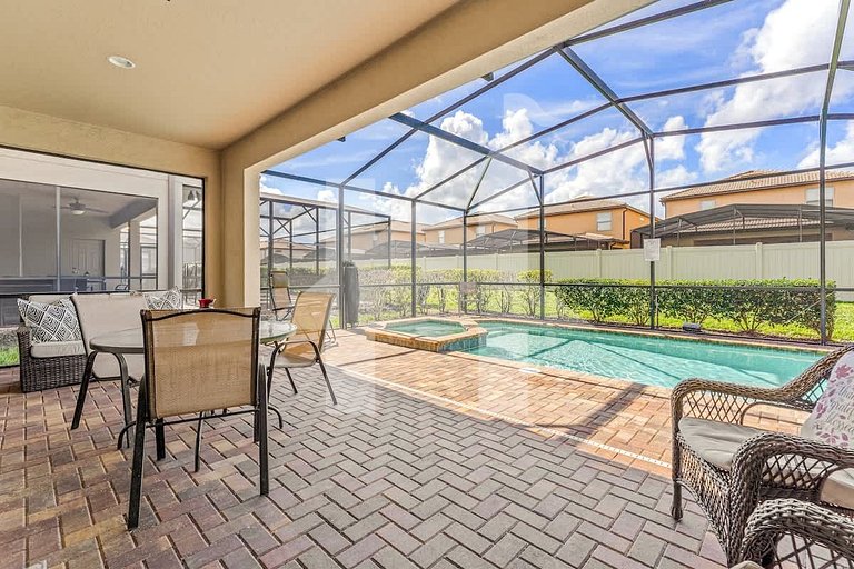 Vacation Home Near Disney, 5 bedrooms