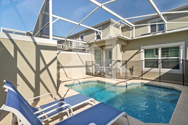 Vacation Home Near Disney, 5 bedrooms