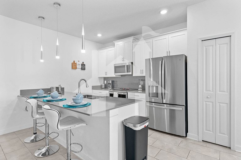 Vacation Home Near Disney, 5 bedrooms