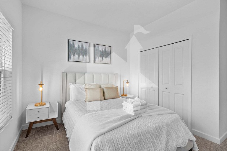 Vacation Home Near Disney, 5 bedrooms