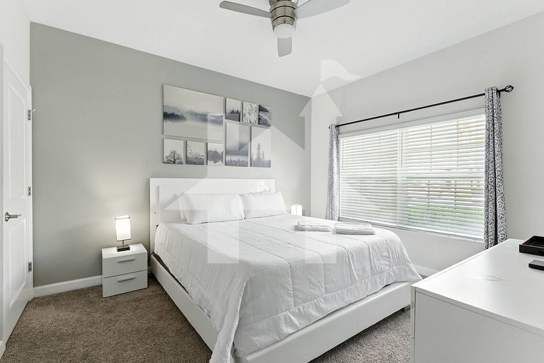 Vacation Home Near Disney, 4 bedrooms