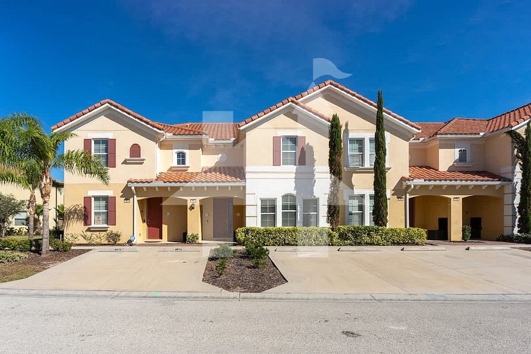 Vacation Home Near Disney, 4 bedrooms