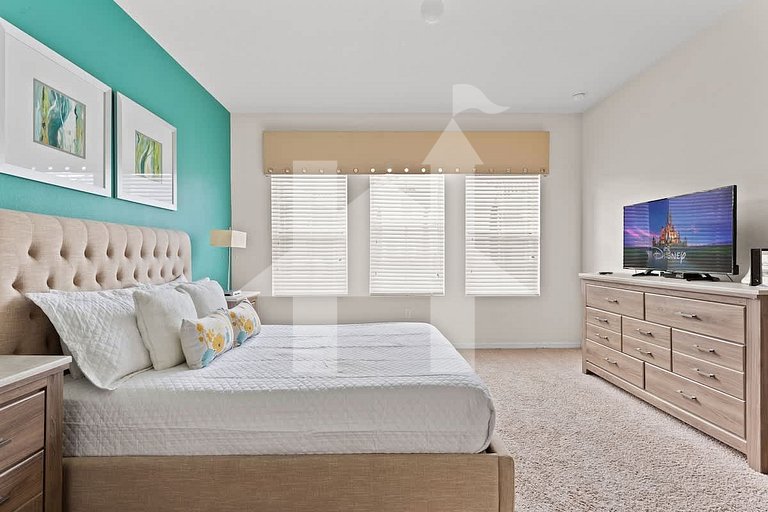 Vacation Home Near Disney, 4 bedrooms