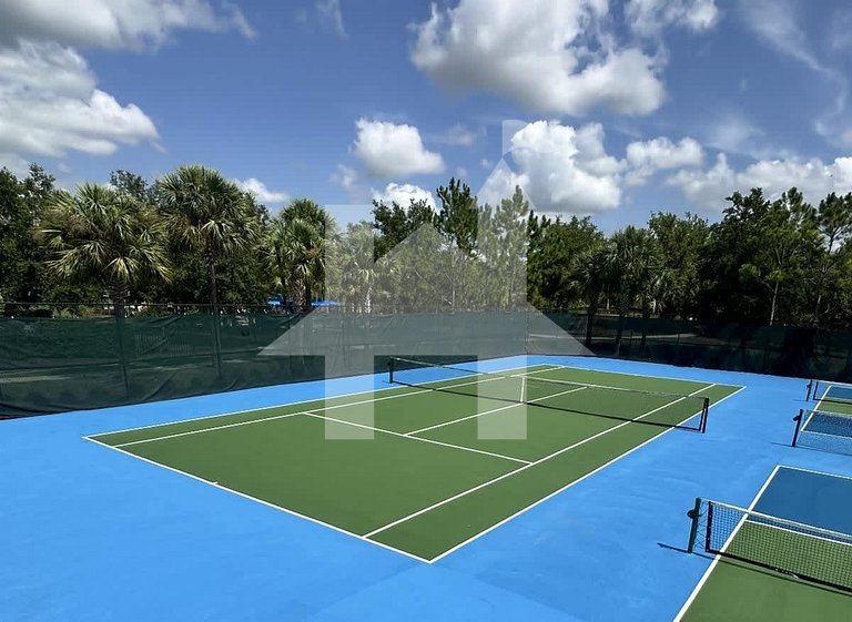 Vacation Home Near Disney, 4 bedrooms