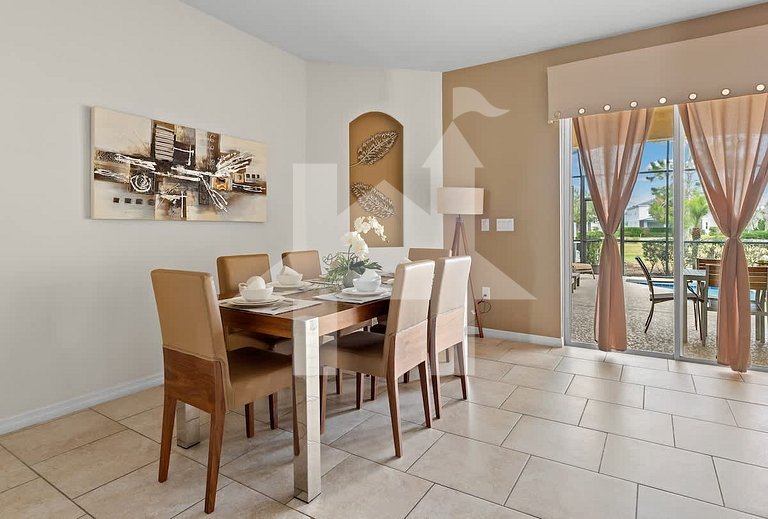 Vacation Home Near Disney, 4 bedrooms