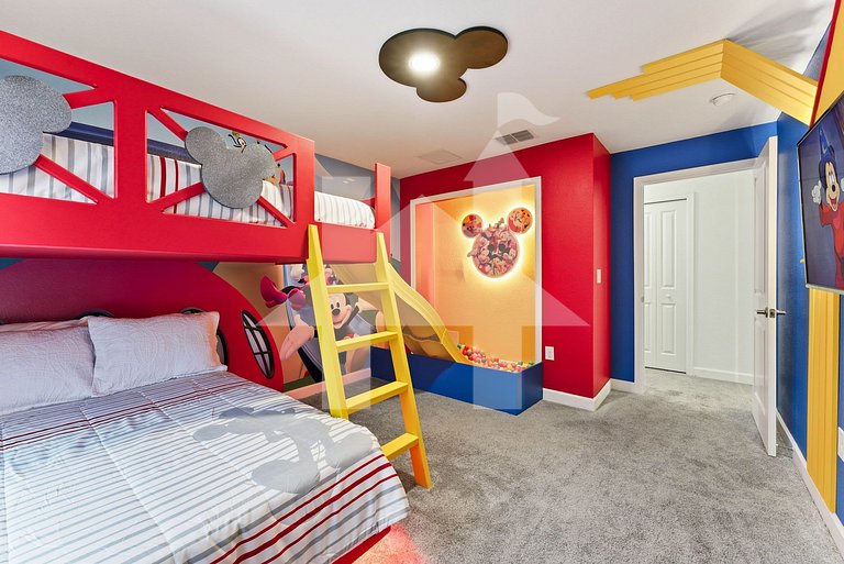 Vacation Home Near Disney, 4 bedrooms