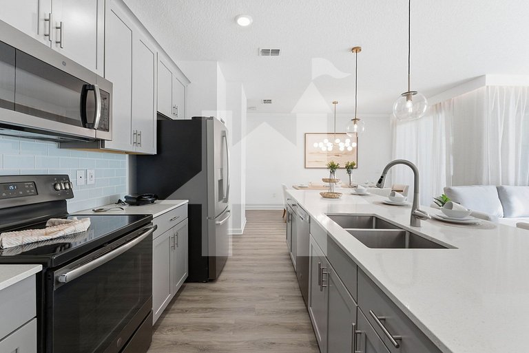 Vacation Home Near Disney, 4 bedrooms