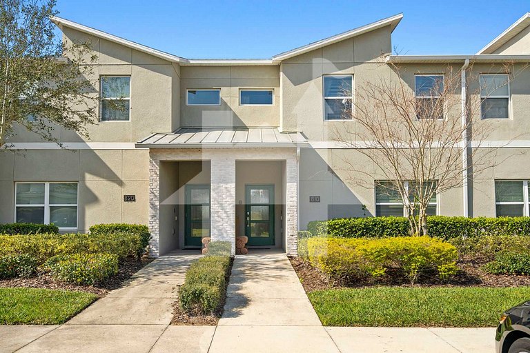 Vacation Home Near Disney, 4 bedrooms