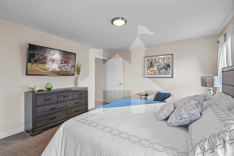 Vacation Home Near Disney, 4 bedrooms