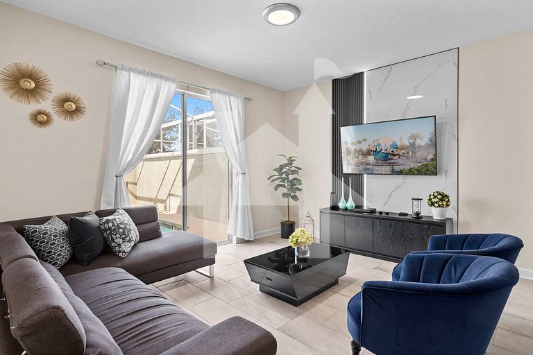 Vacation Home Near Disney, 4 bedrooms