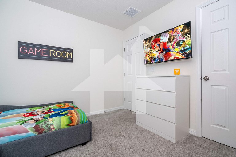 Vacation Home Near Disney, 4 bedrooms