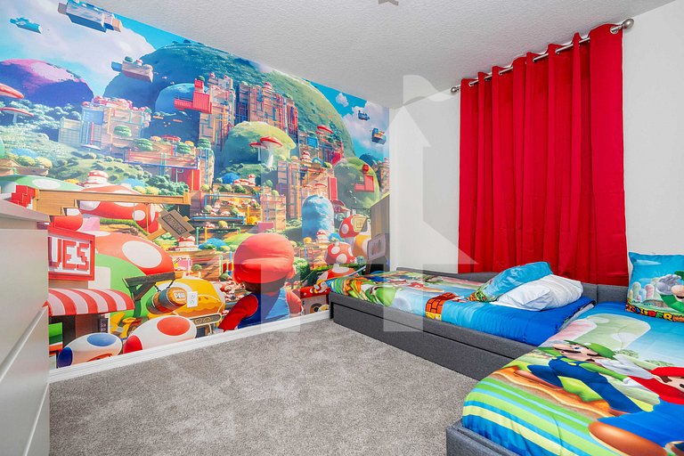 Vacation Home Near Disney, 4 bedrooms