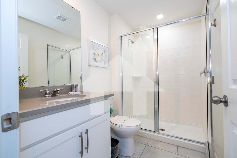 Vacation Home Near Disney, 4 bedrooms