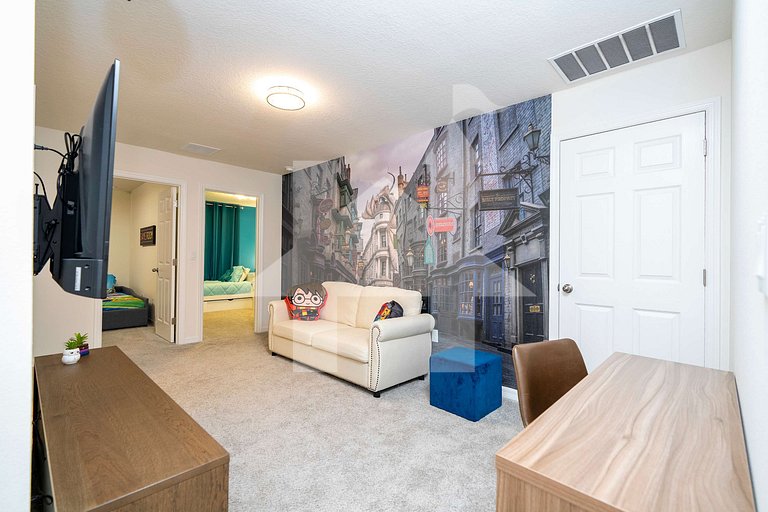 Vacation Home Near Disney, 4 bedrooms