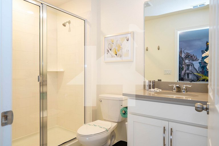 Vacation Home Near Disney, 4 bedrooms