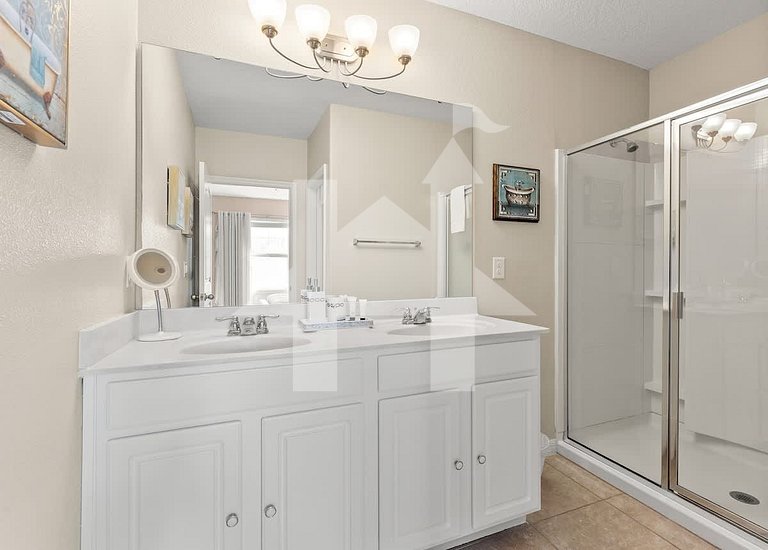 Vacation Home Near Disney, 4 bedrooms