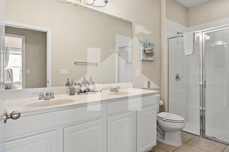 Vacation Home Near Disney, 4 bedrooms