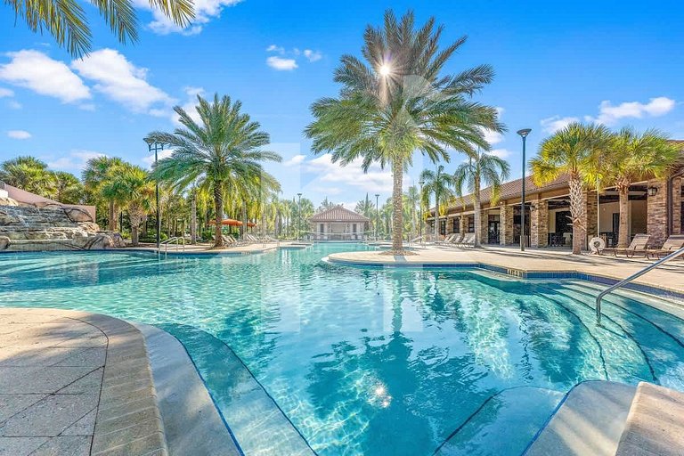 Vacation Home Near Disney, 4 bedrooms