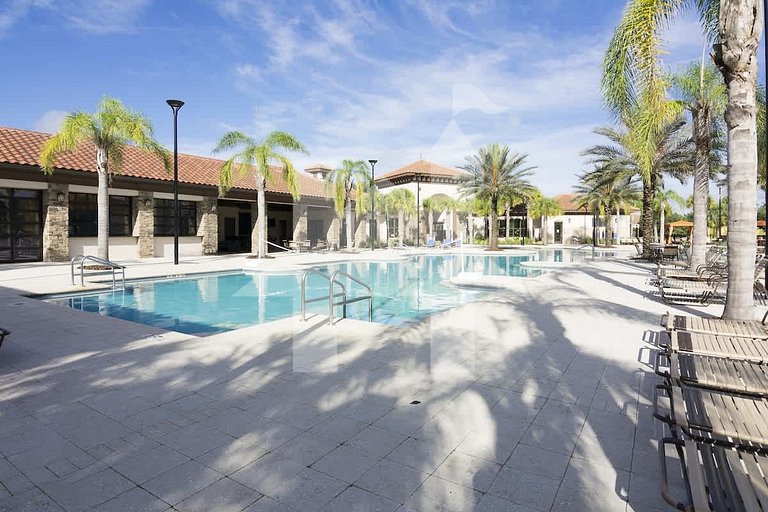 Vacation Home Near Disney, 4 bedrooms