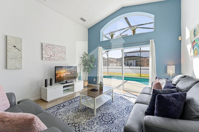 Vacation Home Near Disney, 4 bedrooms