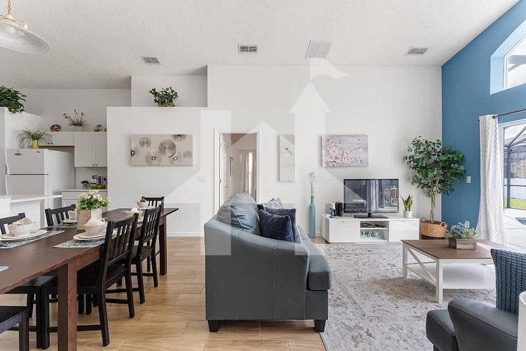 Vacation Home Near Disney, 4 bedrooms