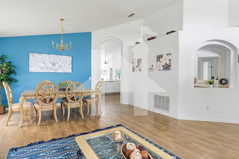 Vacation Home Near Disney, 4 bedrooms