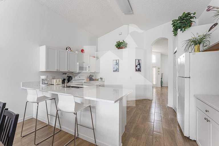 Vacation Home Near Disney, 4 bedrooms