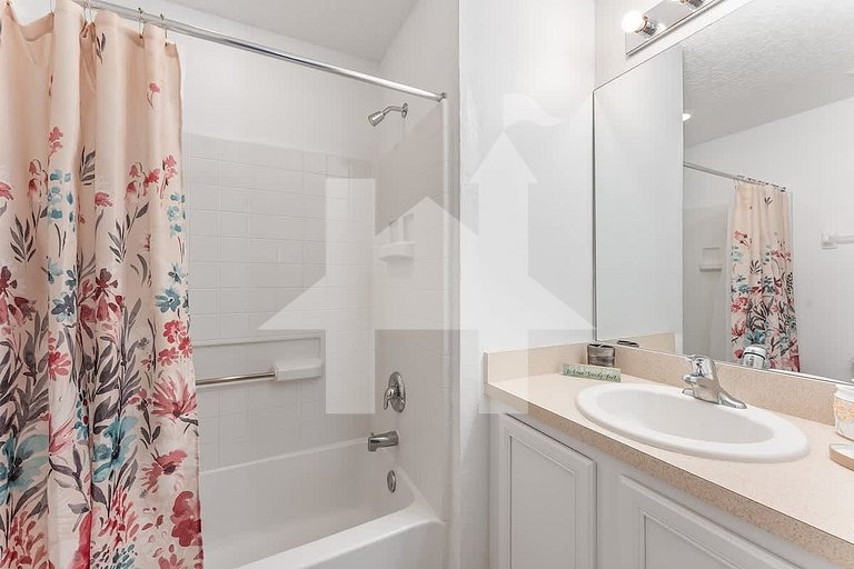 Vacation Home Near Disney, 4 bedrooms