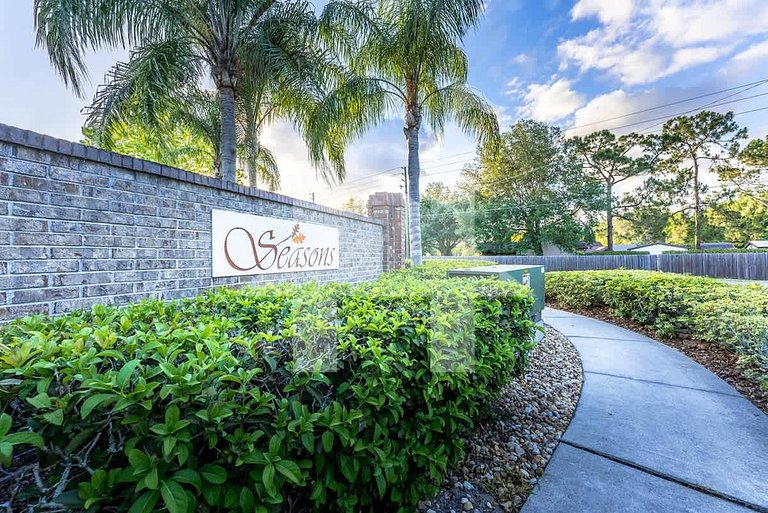 Vacation Home Near Disney, 4 bedrooms