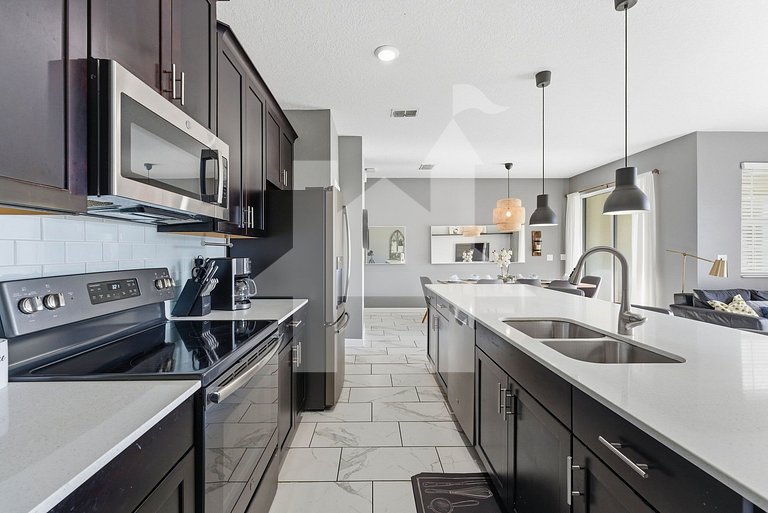 Vacation Home Near Disney, 4 bedrooms