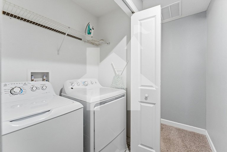 Vacation Home Near Disney, 4 bedrooms