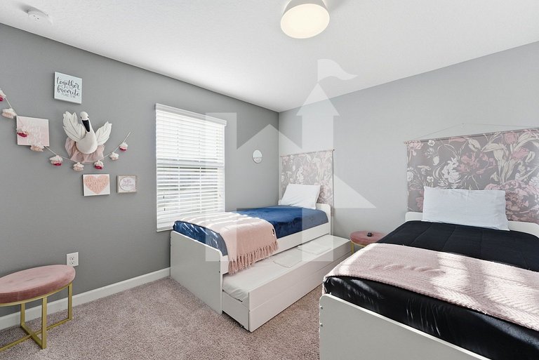 Vacation Home Near Disney, 4 bedrooms