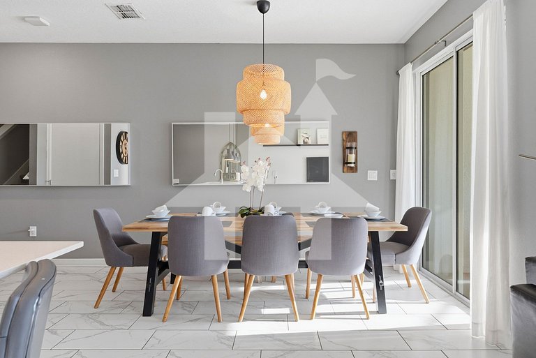 Vacation Home Near Disney, 4 bedrooms