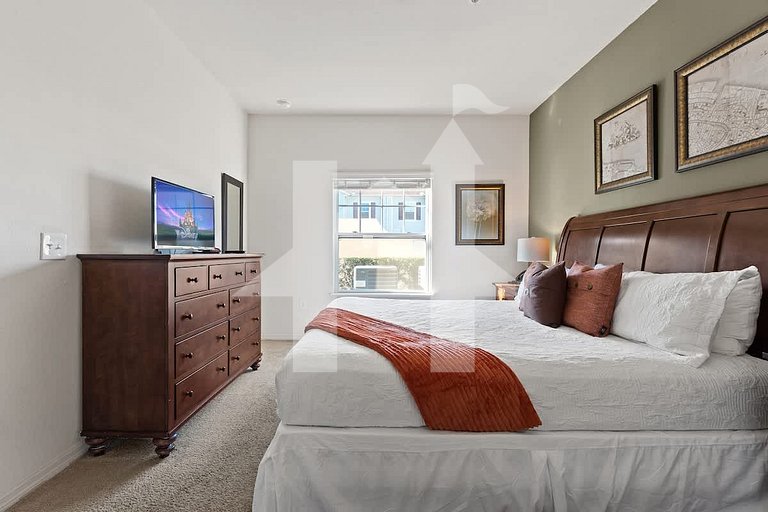 Vacation Home Near Disney, 4 bedrooms