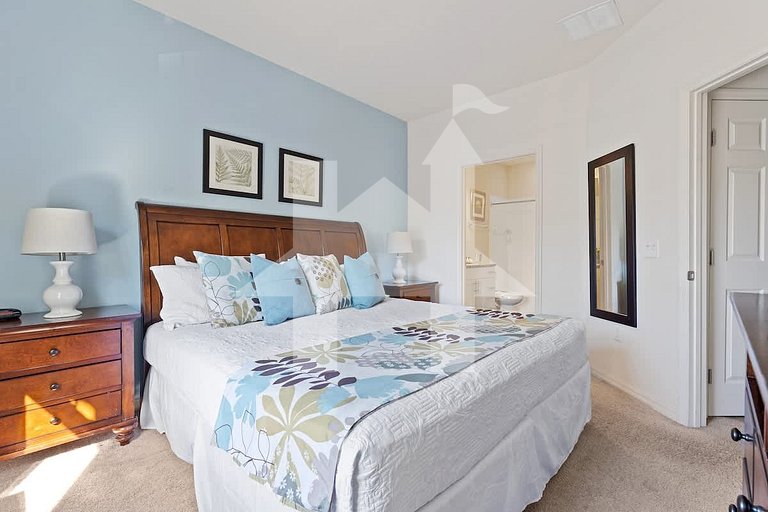 Vacation Home Near Disney, 4 bedrooms