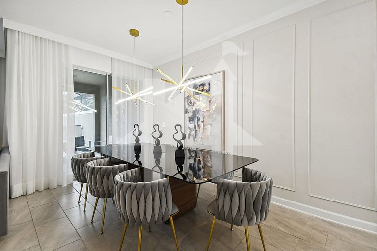 Vacation Home Near Disney, 4 bedrooms