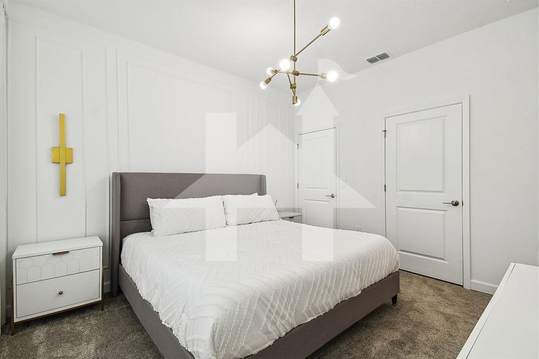 Vacation Home Near Disney, 4 bedrooms