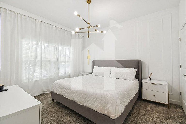 Vacation Home Near Disney, 4 bedrooms