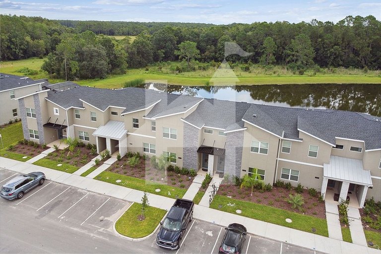 Vacation Home Near Disney, 4 bedrooms