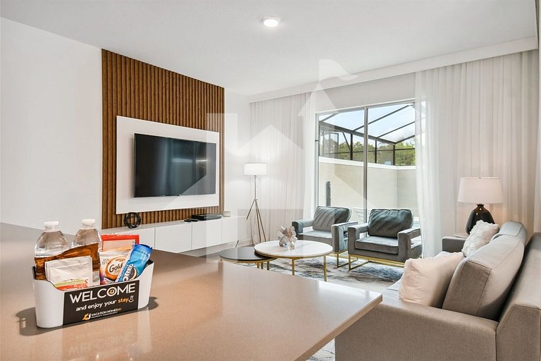 Vacation Home Near Disney, 4 bedrooms