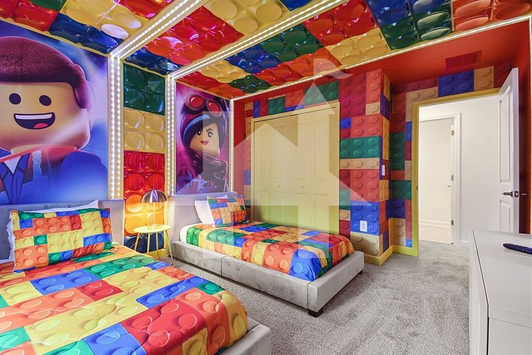 Vacation Home Near Disney, 4 bedrooms