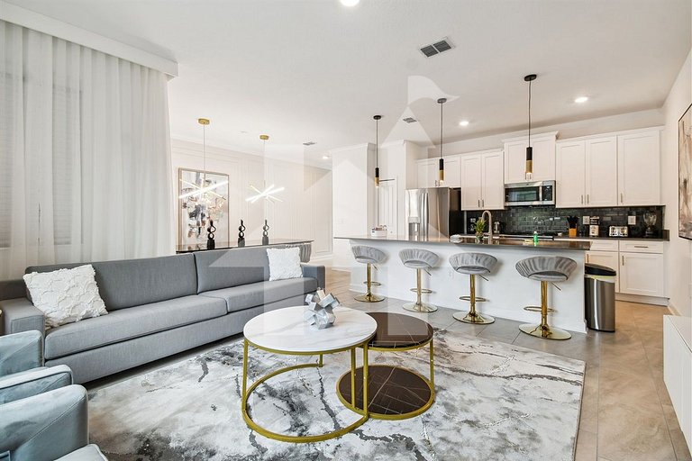 Vacation Home Near Disney, 4 bedrooms