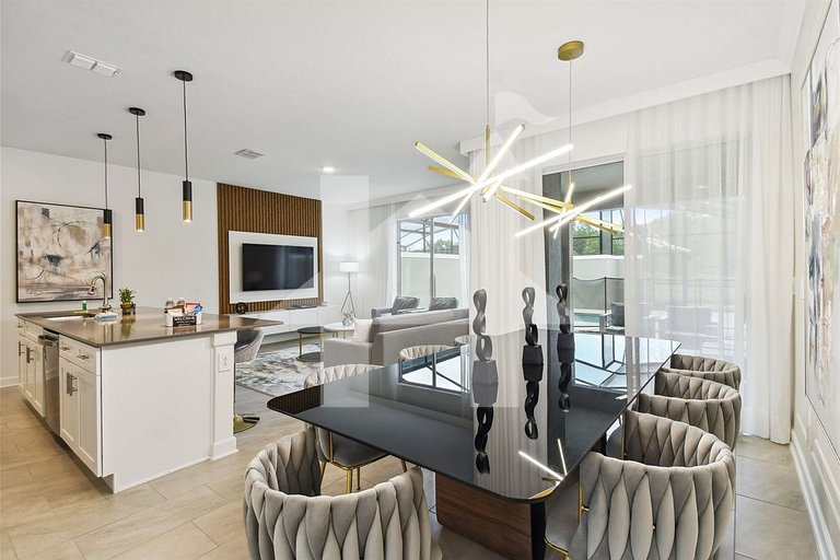 Vacation Home Near Disney, 4 bedrooms