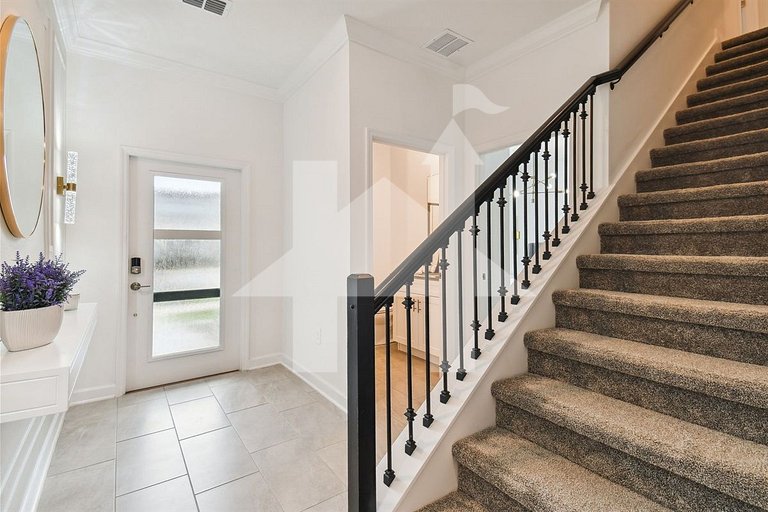 Vacation Home Near Disney, 4 bedrooms