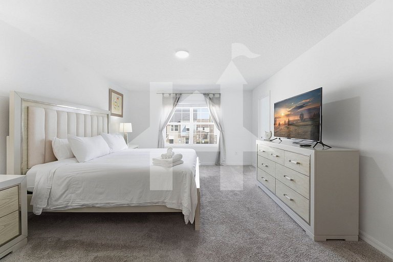 Vacation Home Near Disney, 4 bedrooms