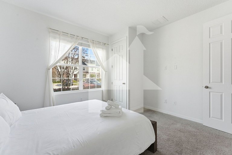 Vacation Home Near Disney, 4 bedrooms