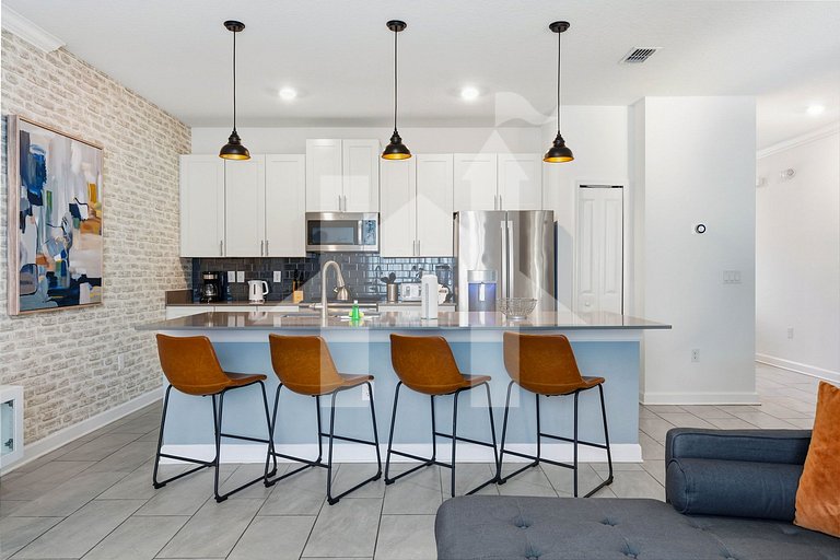 Vacation Home Near Disney, 4 bedrooms