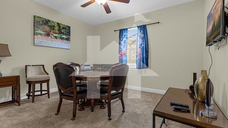 Vacation Home Near Disney, 7 bedrooms