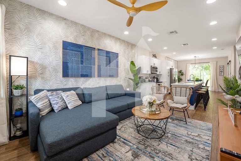 Vacation Home Near Disney, 4 bedrooms